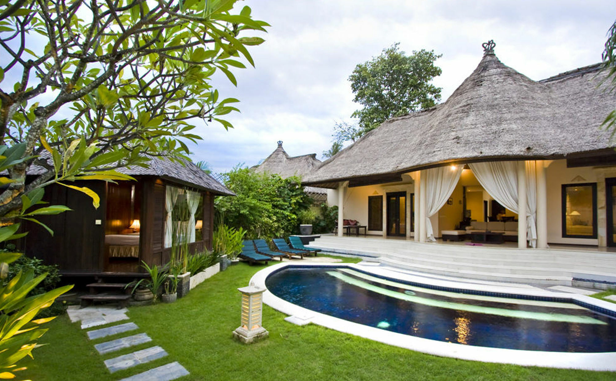 Garden Villa Bali Seminyak  Ngoại thất bức ảnh